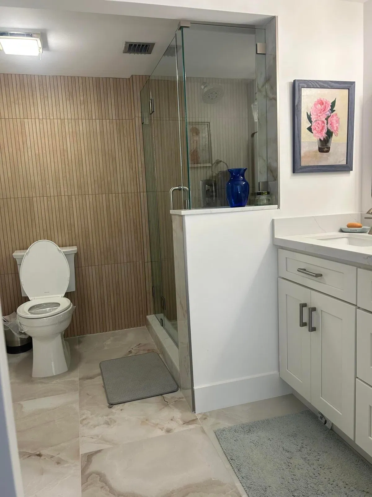 Unit 302 photo 10