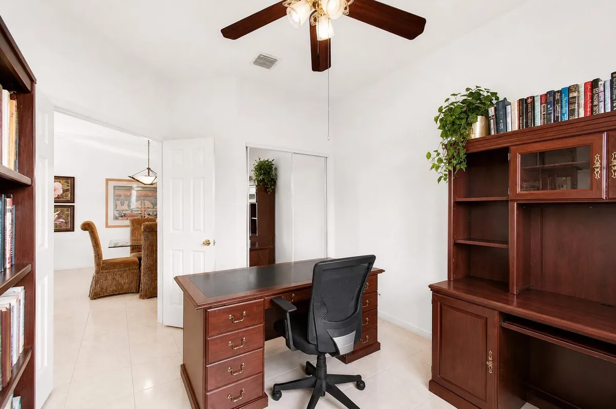  Residence photo 25