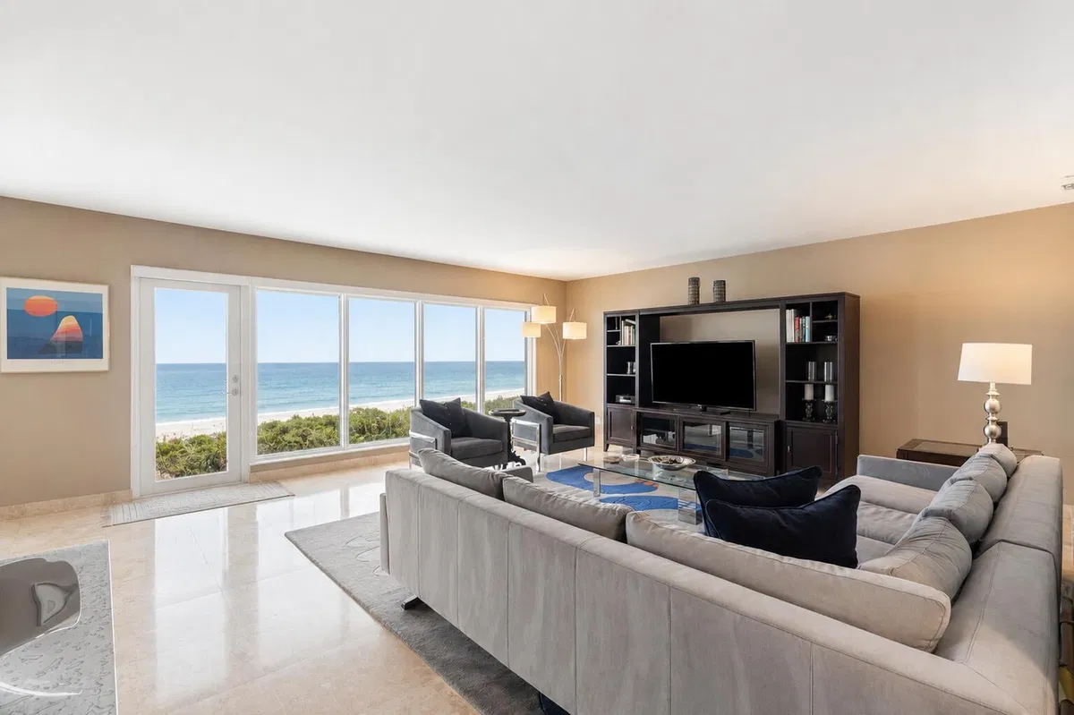 Sea Ranch Club of Boca Unit 802 photo 4