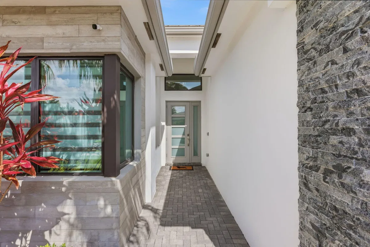 Boca Bridges Residence photo 7