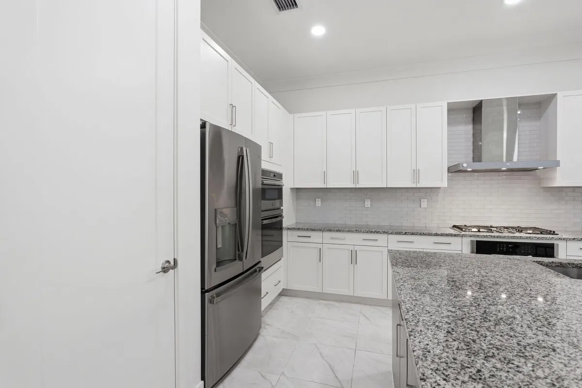 Boca Bridges Residence photo 13