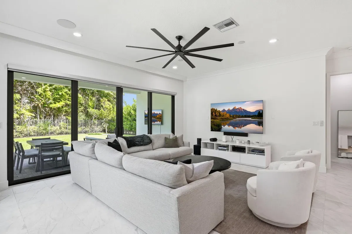 Boca Bridges Residence photo 16