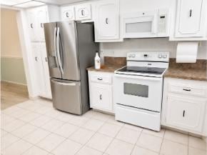 Unit Apt 104 photo 10