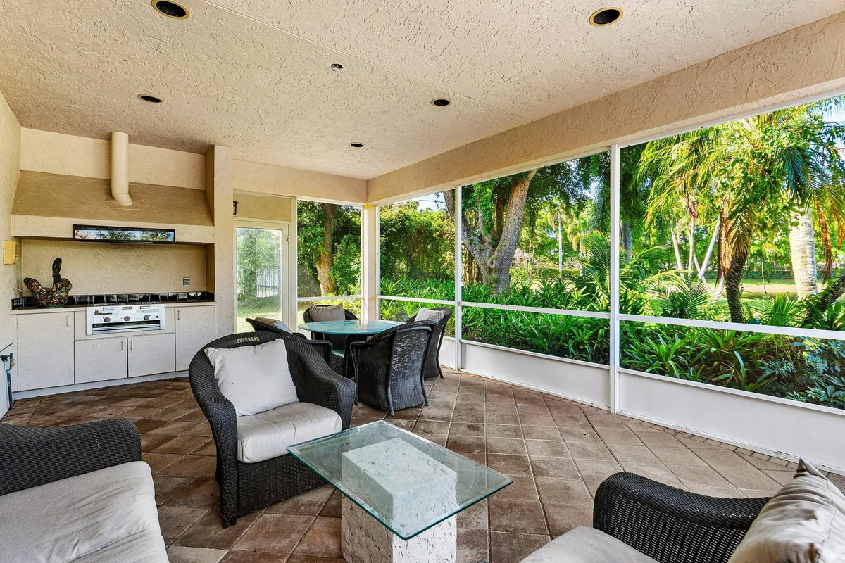 Bocaire Country Club Residence photo 22