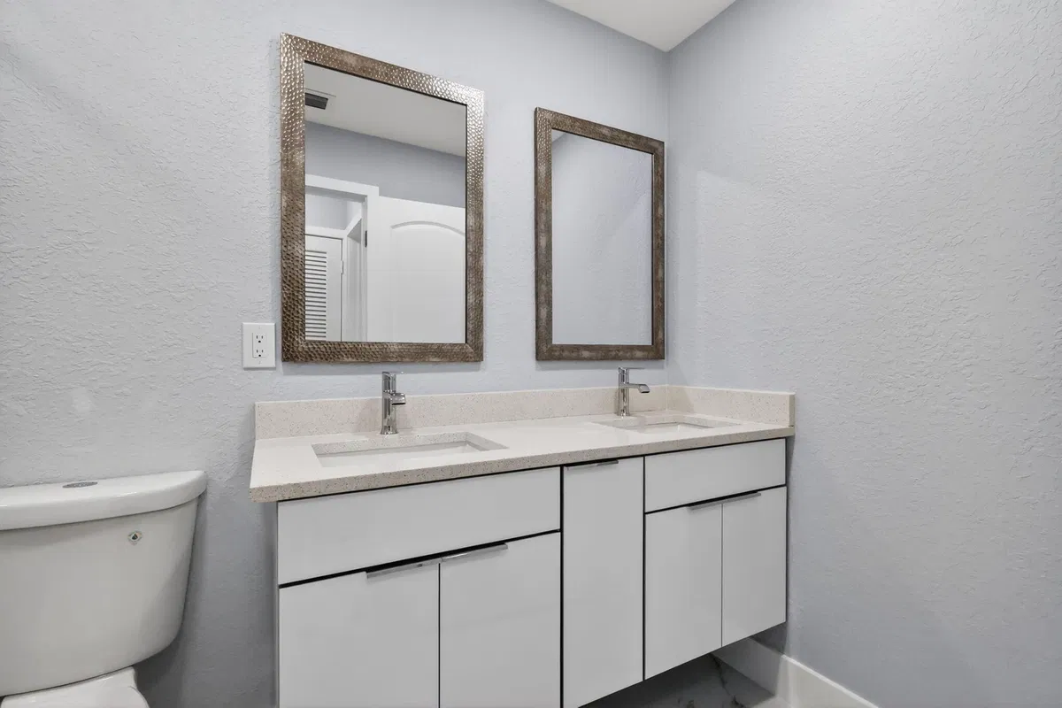 Residence photo 28