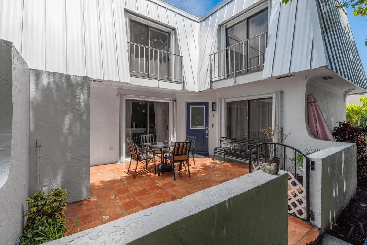Singer Island Unit 1