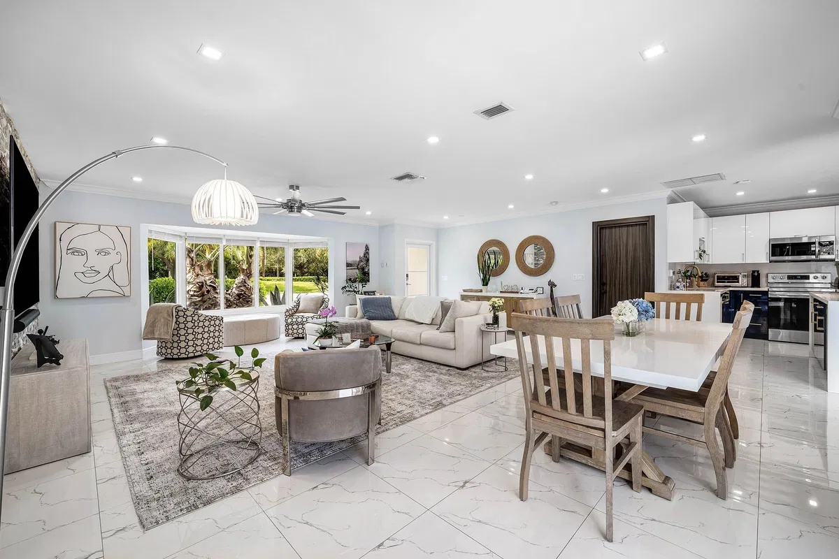 Lake Floresta Park Residence photo 13