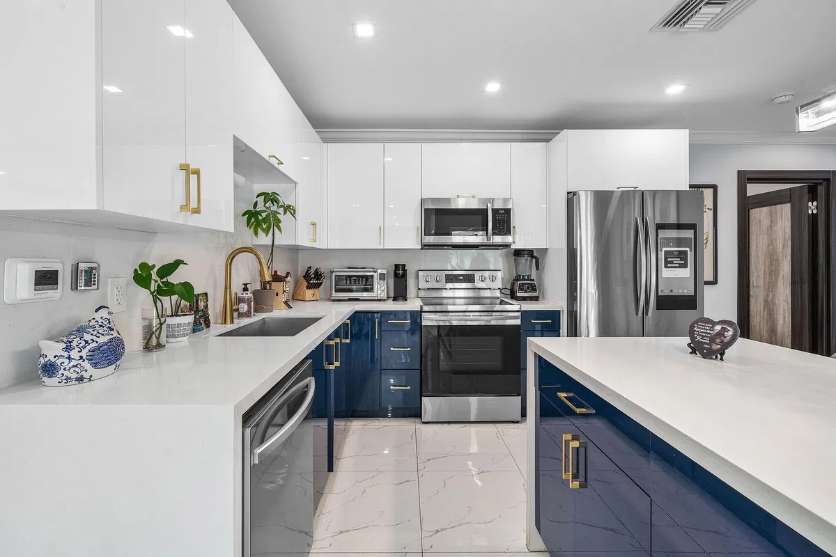 Lake Floresta Park Residence photo 19