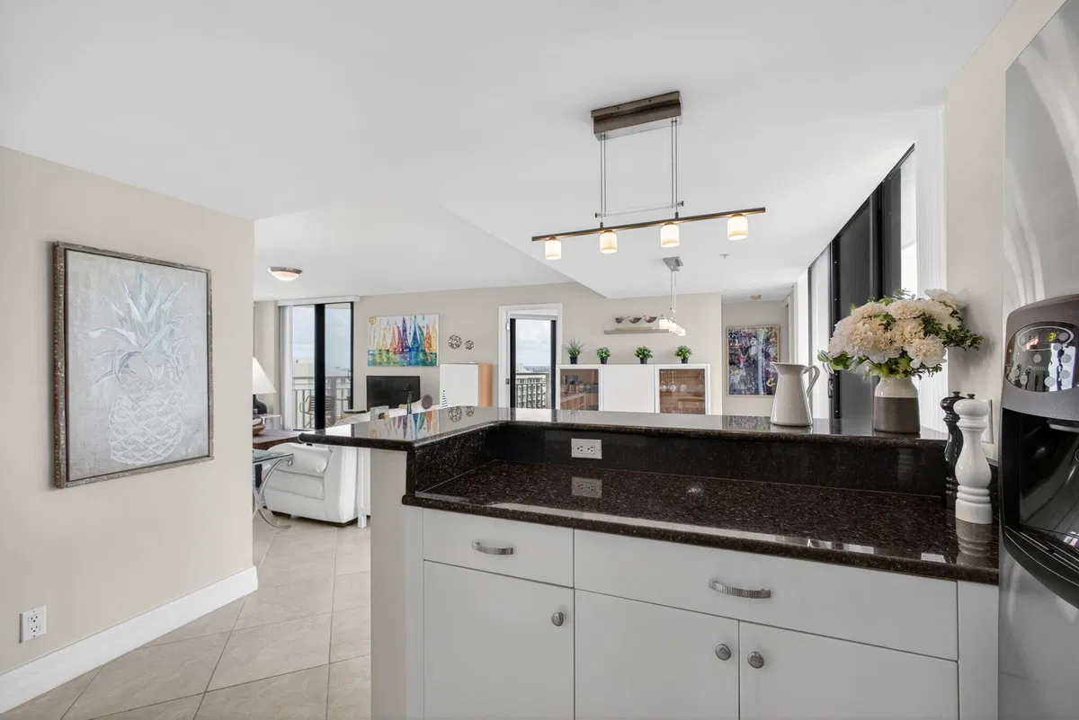 Singer Island Unit 37 H photo 10
