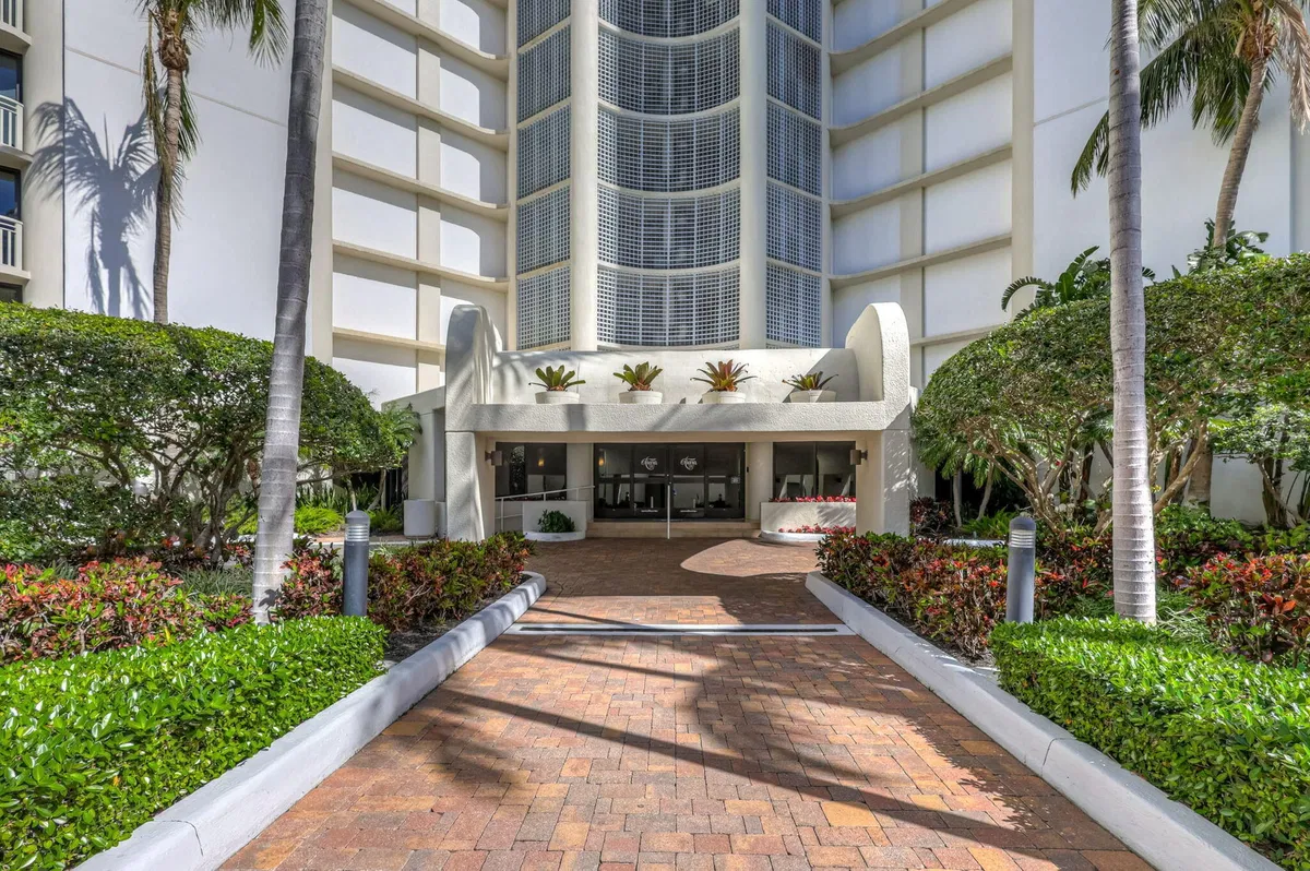 Singer Island Unit 37 H photo 43