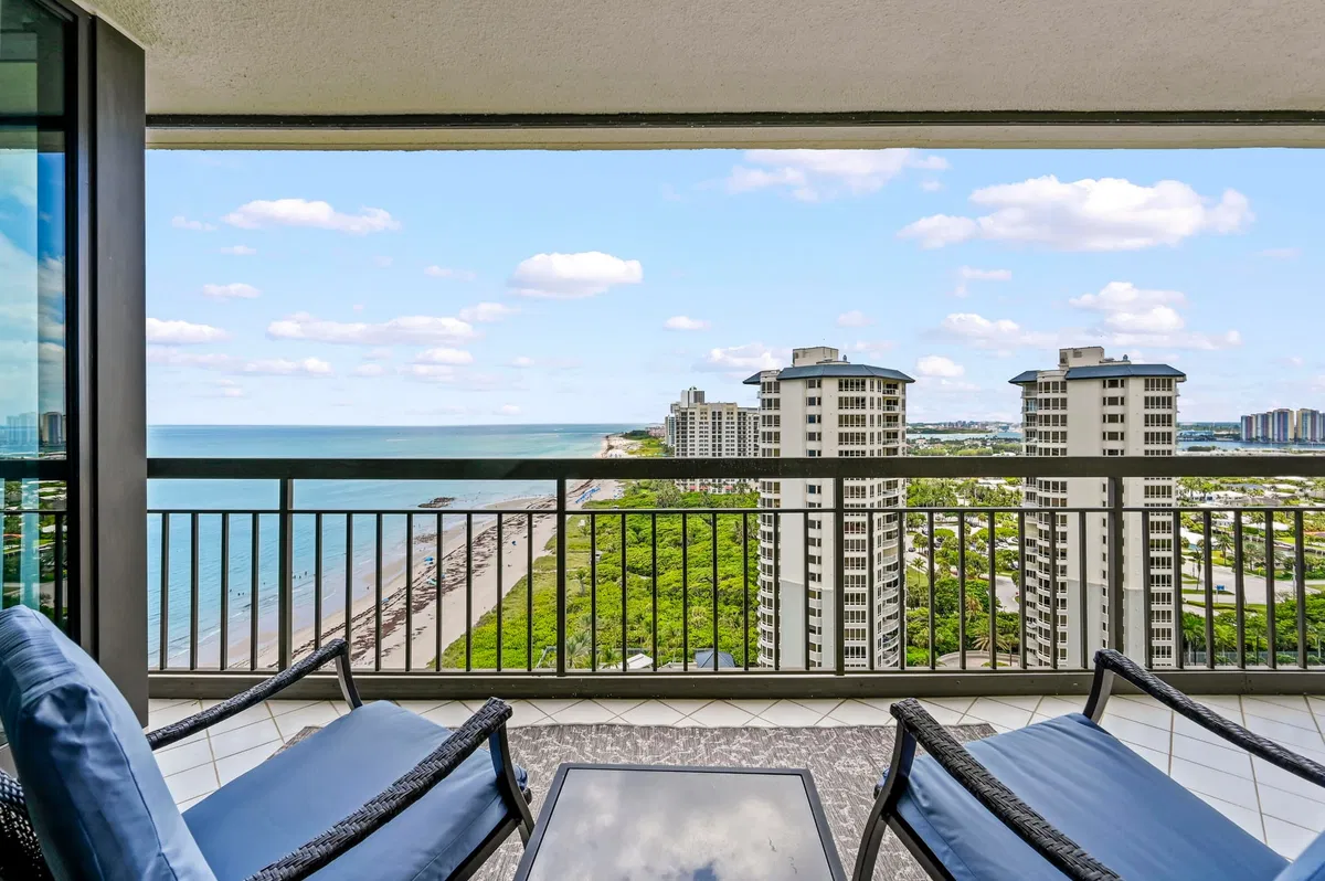4000 N Ocean Singer Island Unit 2004 photo 37