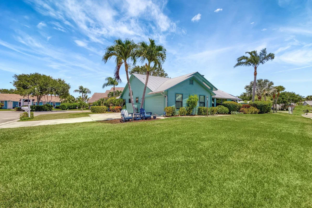 Residence photo 19