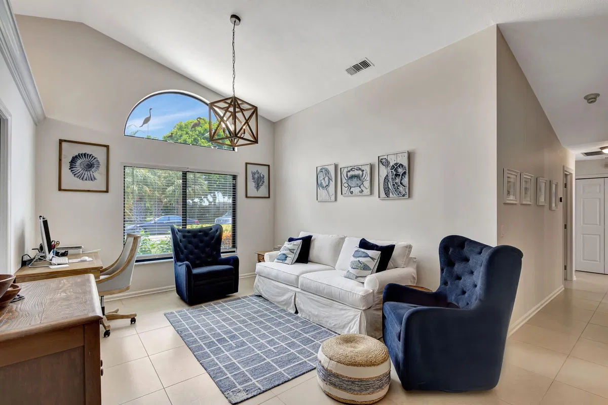Residence photo 34