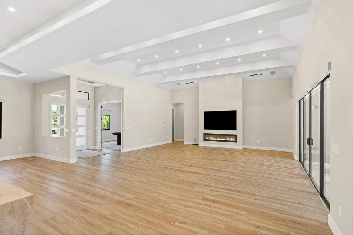 Residence photo 31