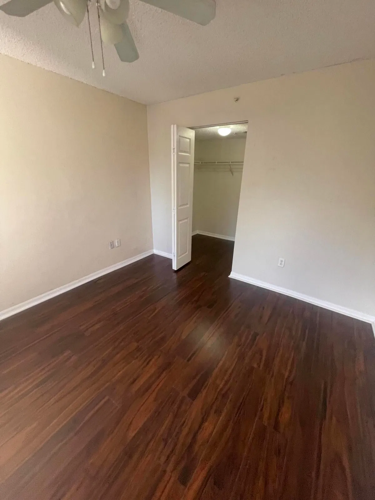 Unit 417 photo 7