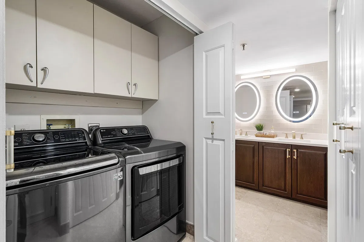 Unit 602 photo 25