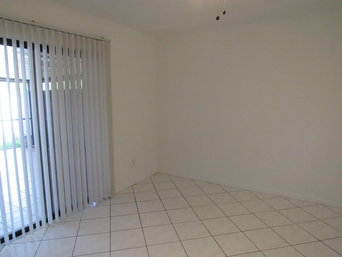 Residence photo 7