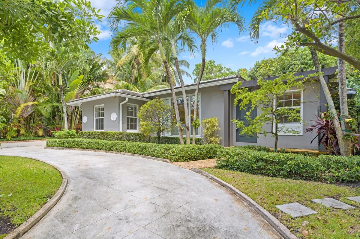 Flamingo Park Residence