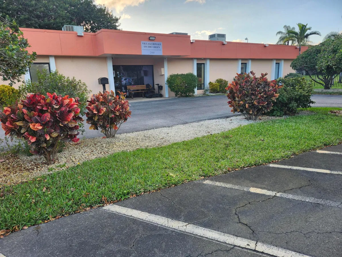 Unit 202 photo 43