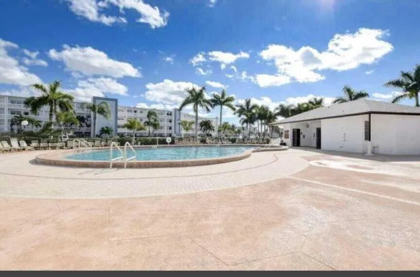 Residence photo 13