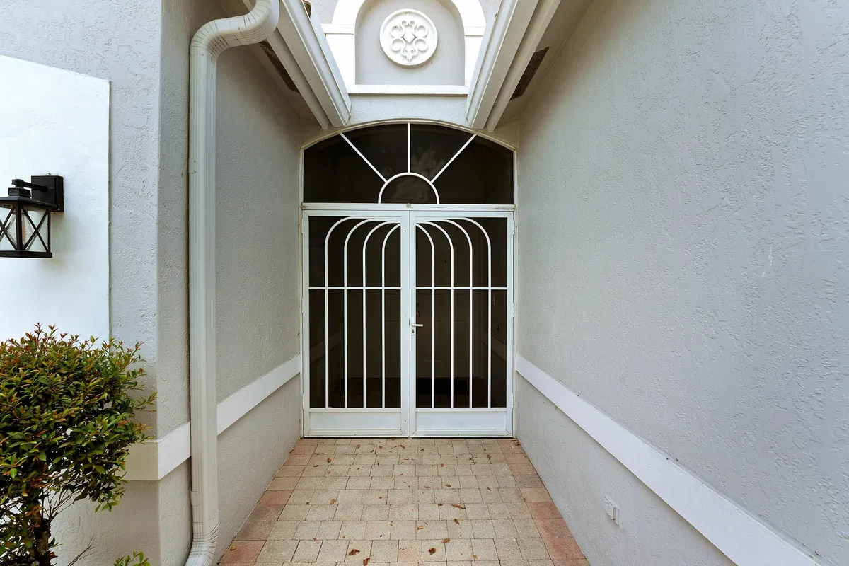  Residence photo 7