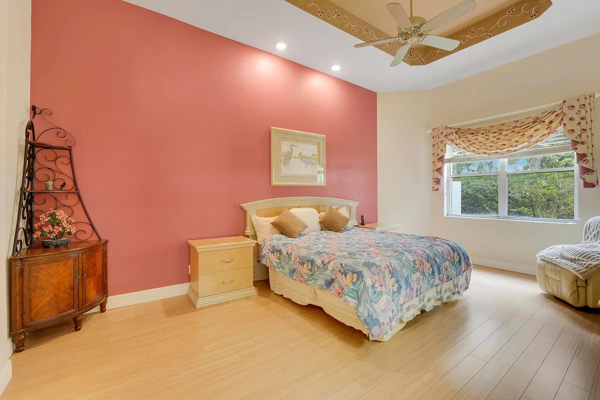  Residence photo 19