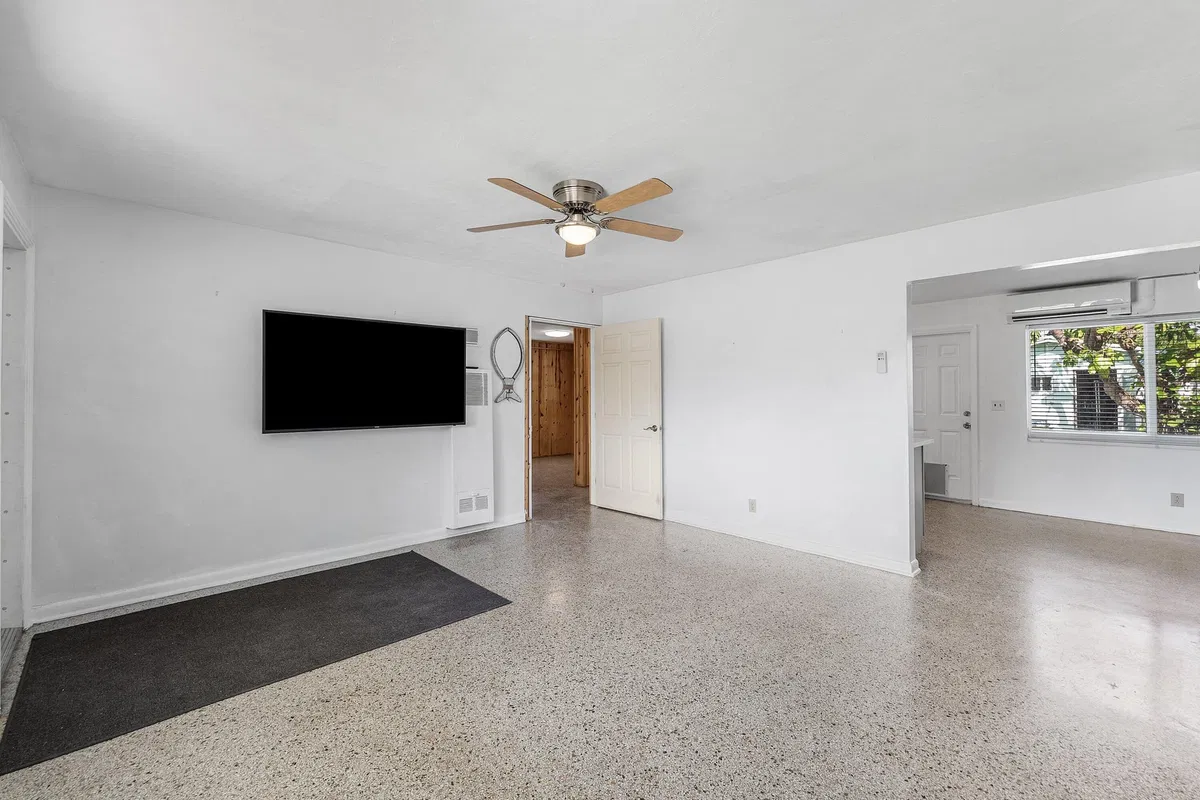 Residence photo 7