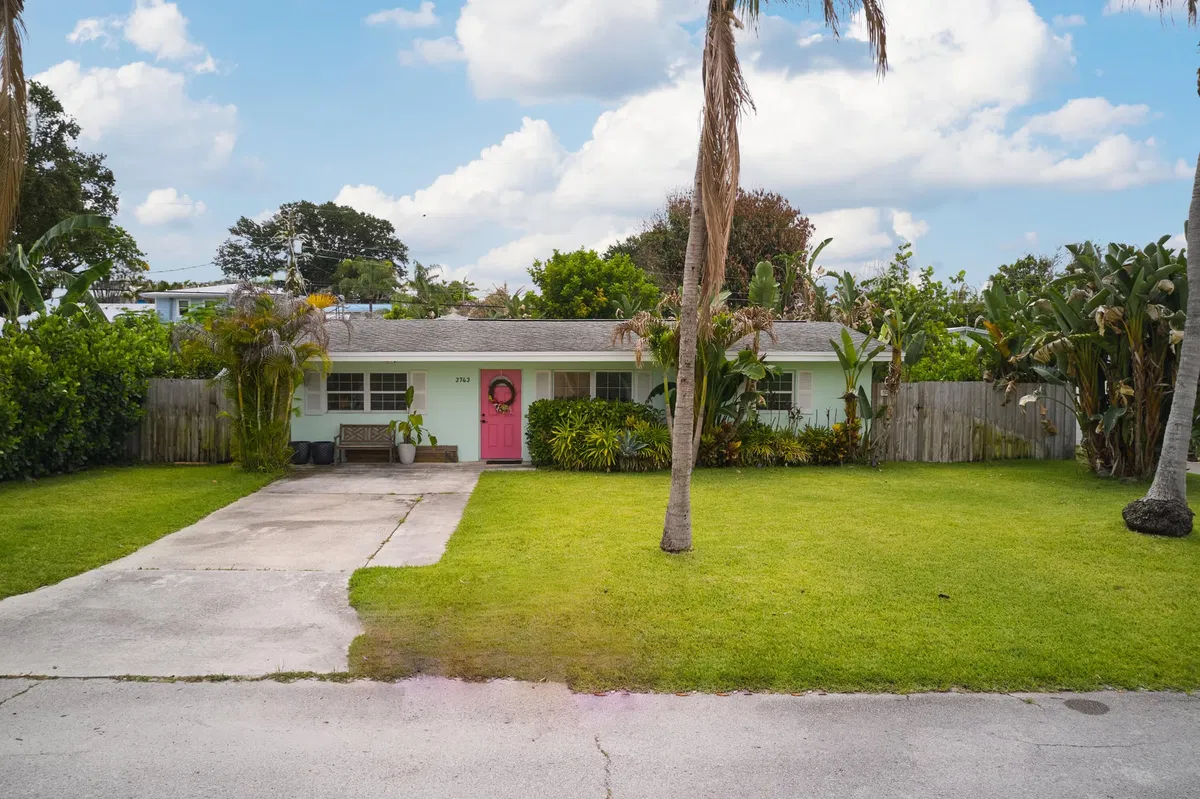 Residence photo 22