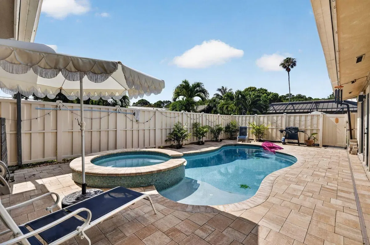 Old Palm Golf Club Residence