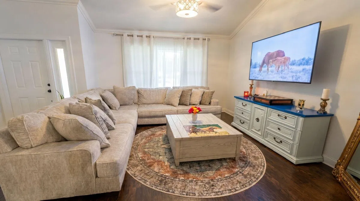 Residence photo 4