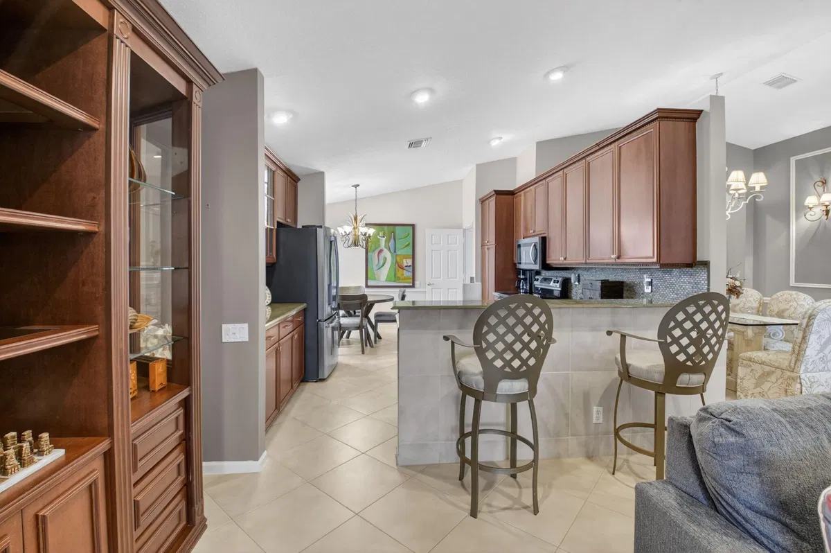 Residence photo 22