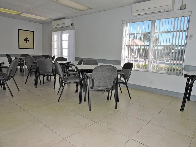 Unit A photo 31