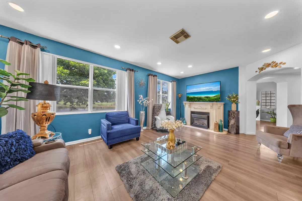 Residence photo 7