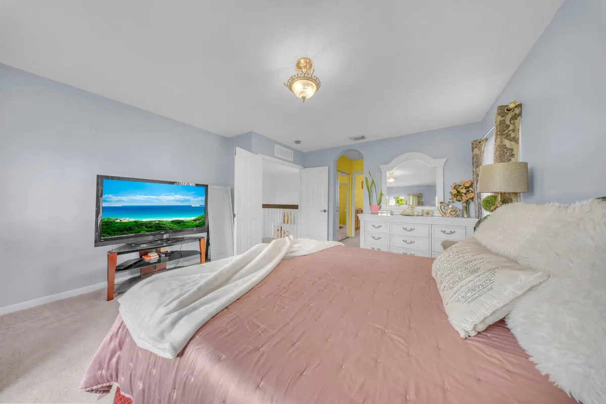 Residence photo 49