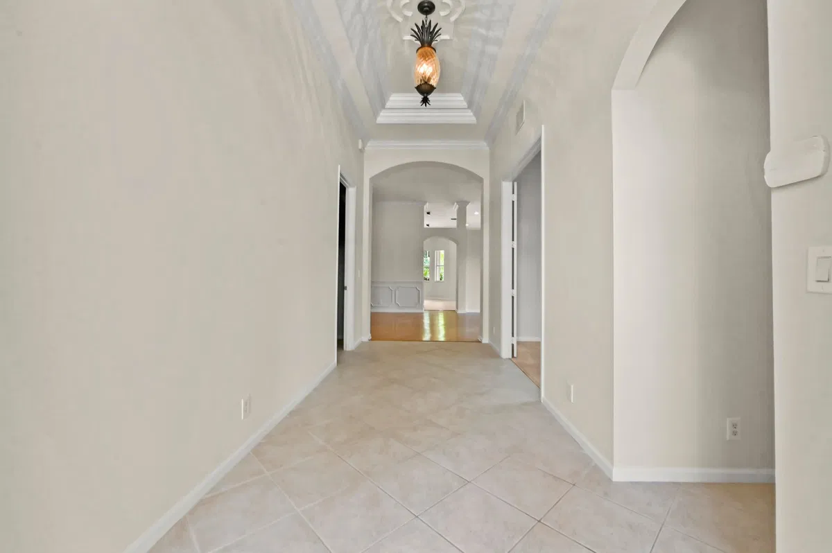 Residence photo 4