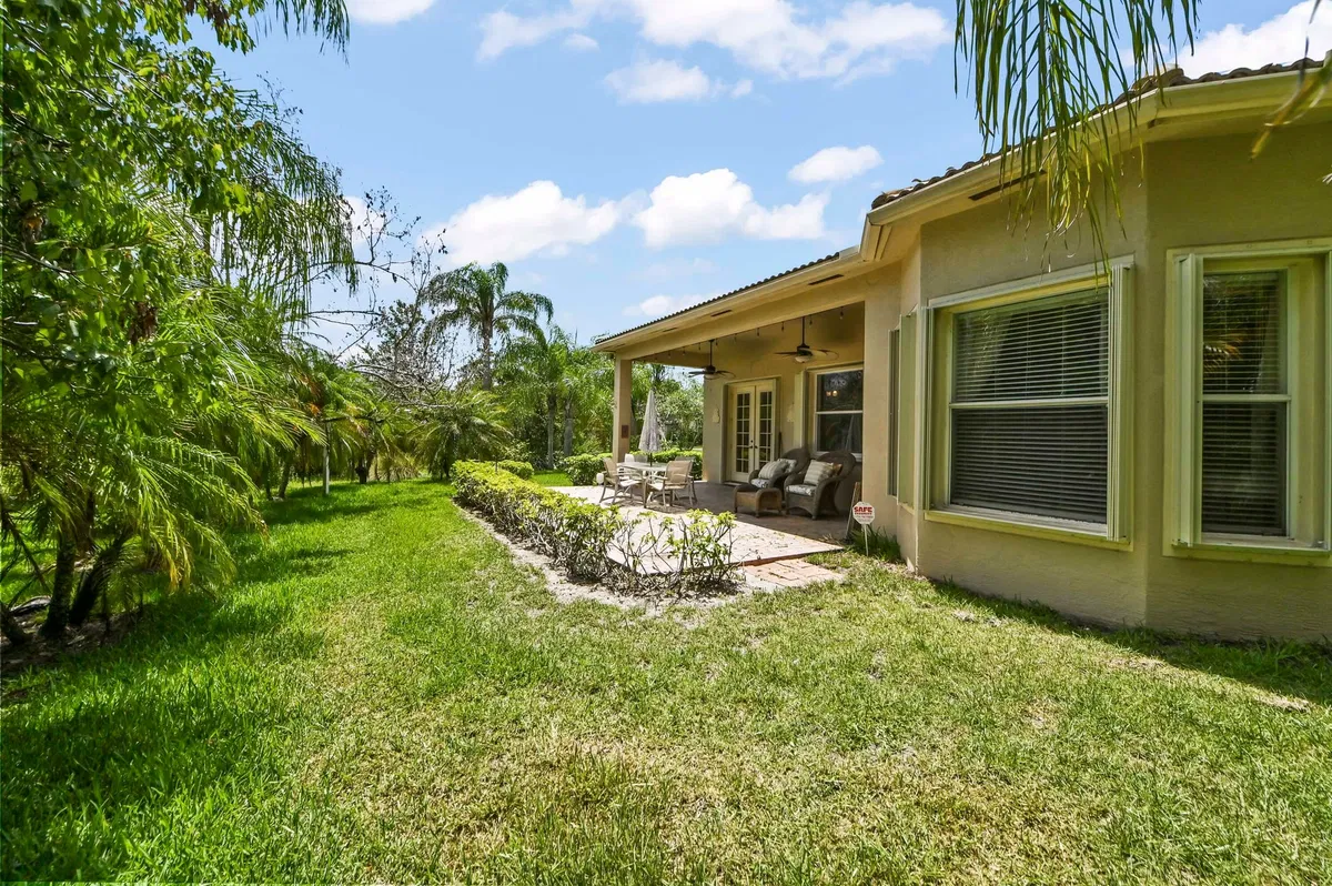 Residence photo 34