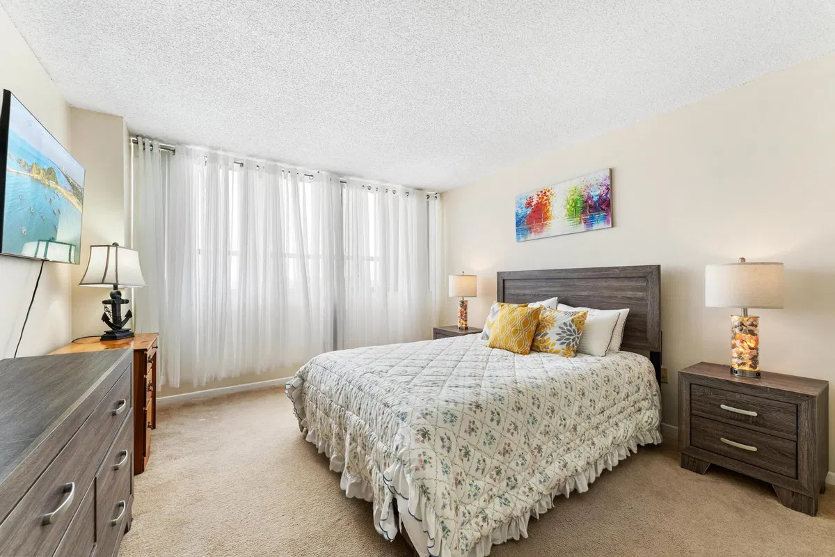 Palm Beach House Unit 402 photo 19