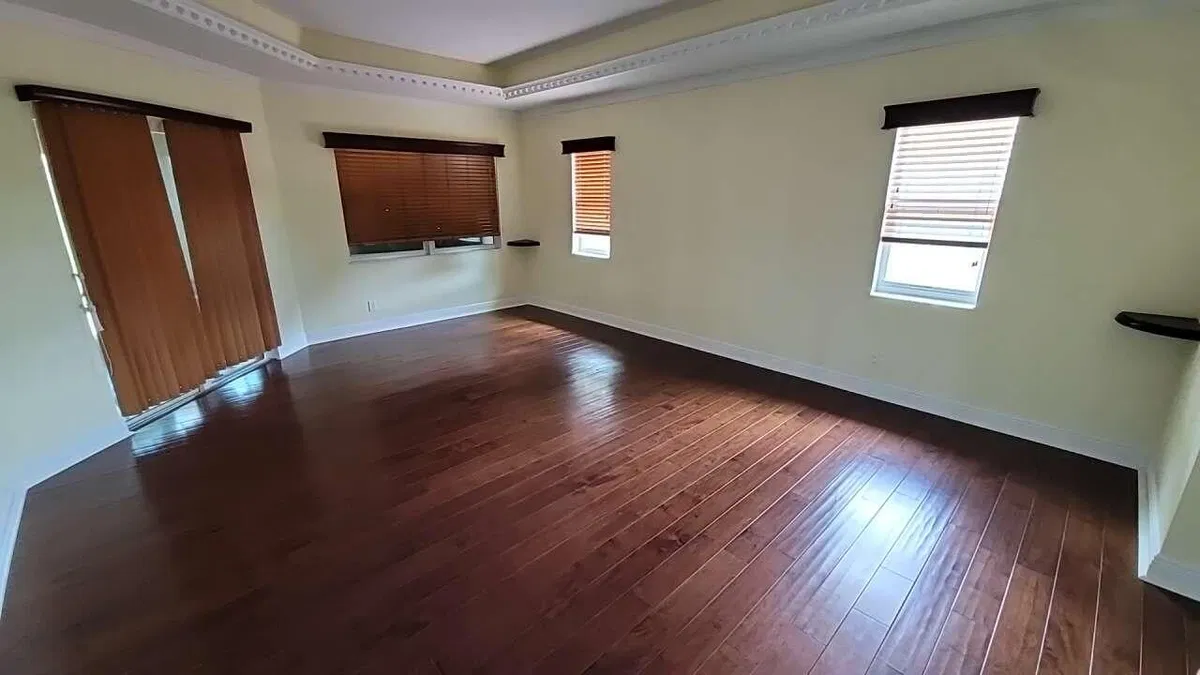  Residence photo 16