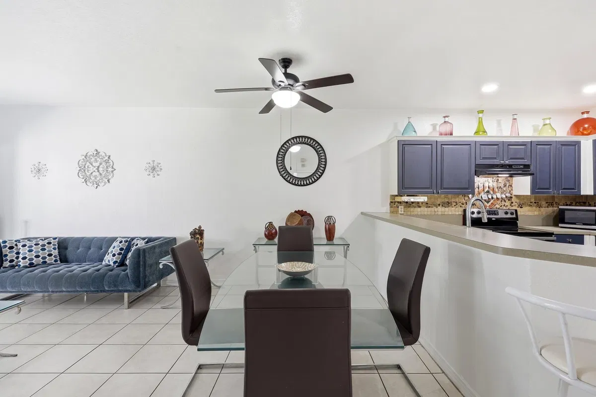 Residence photo 10