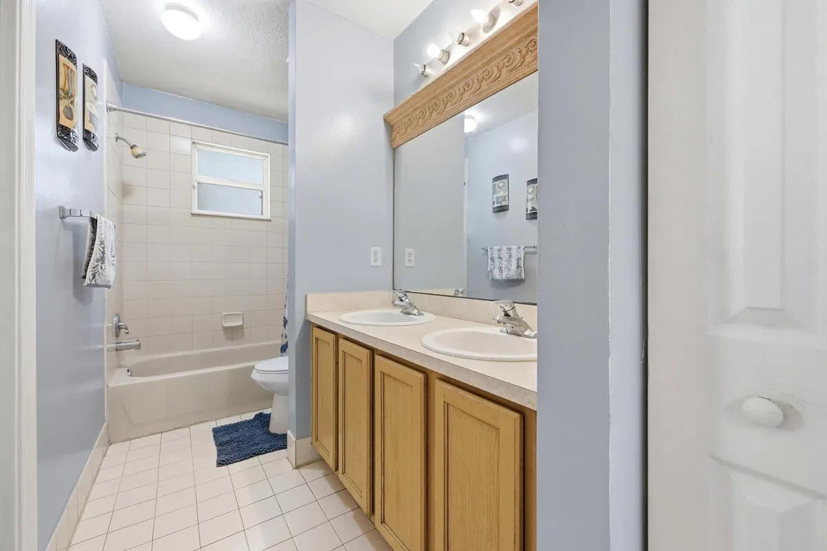Residence photo 28