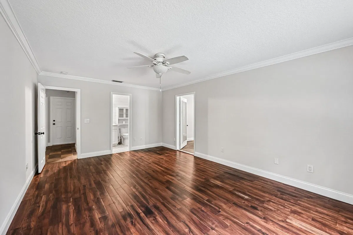 Residence photo 22