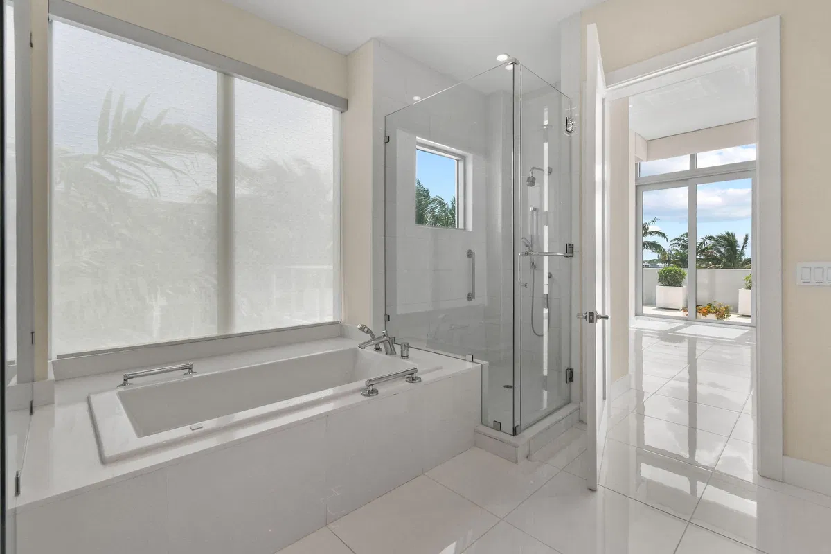 Water Club North Palm Beach Unit 301 photo 37
