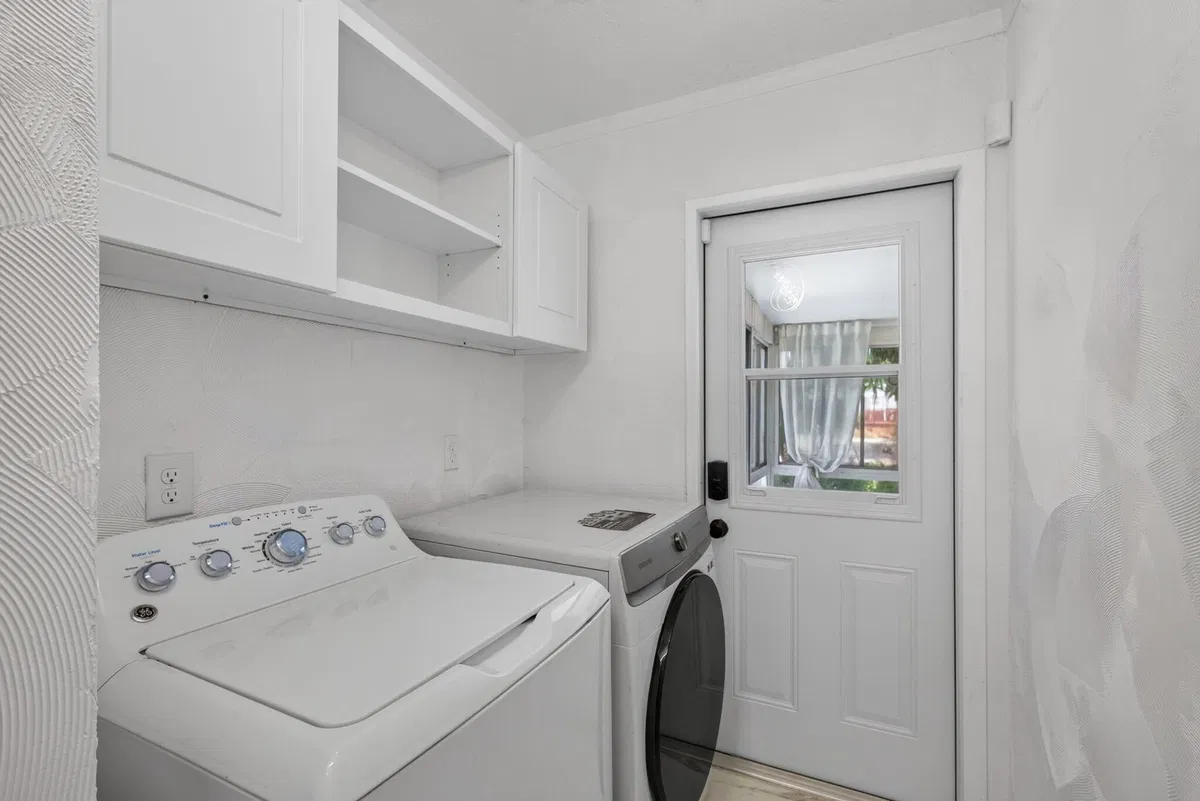  Residence photo 25
