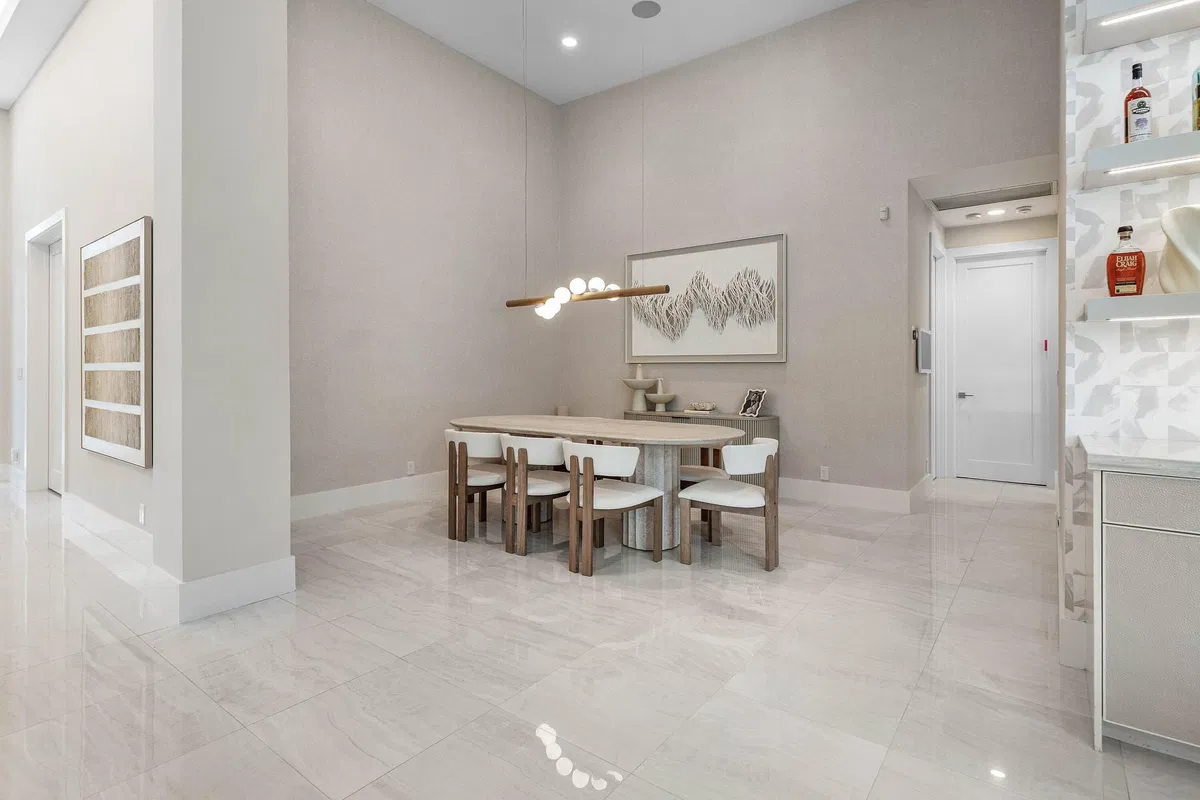 Woodfield Country Club Residence photo 7