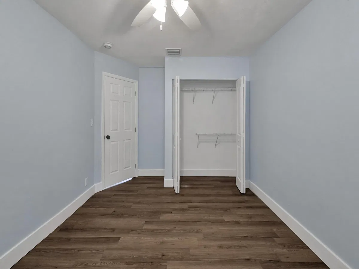 Residence photo 16