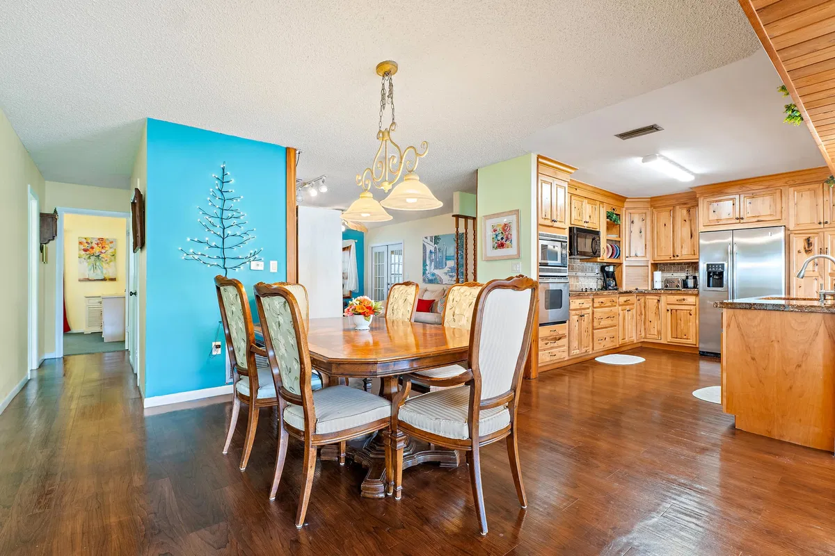 Residence photo 7