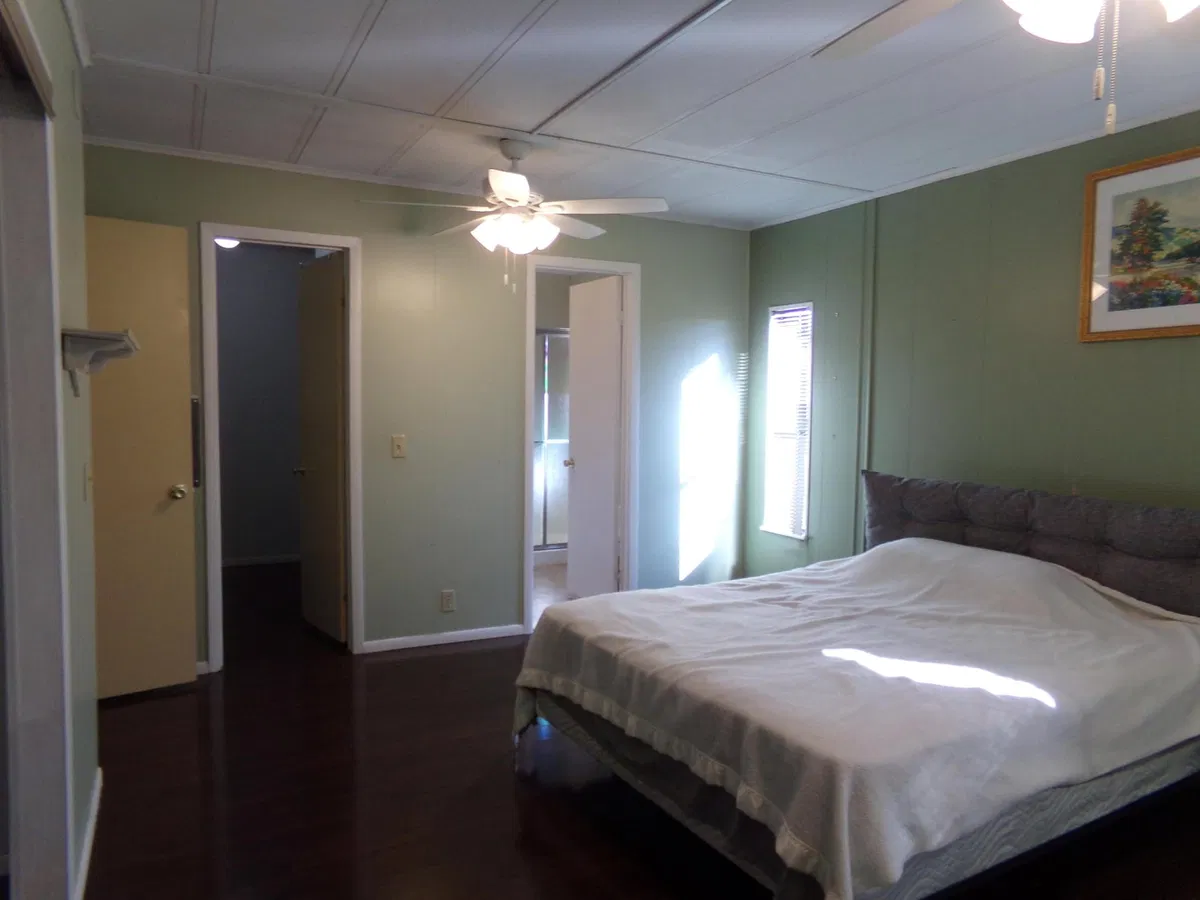 Residence photo 22
