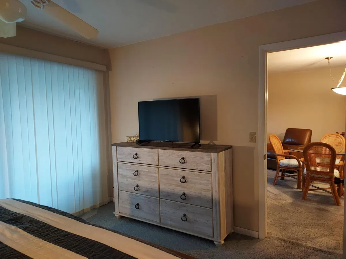 Jupiter Harbour Unit Unit 408 photo 13