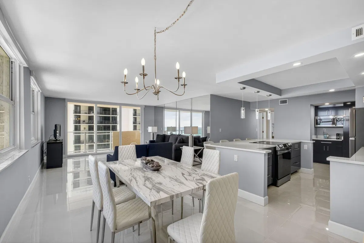 Aquarius Condominium Unit 807 photo 13
