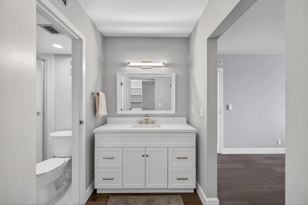 Aquarius Condominium Unit 807 photo 34